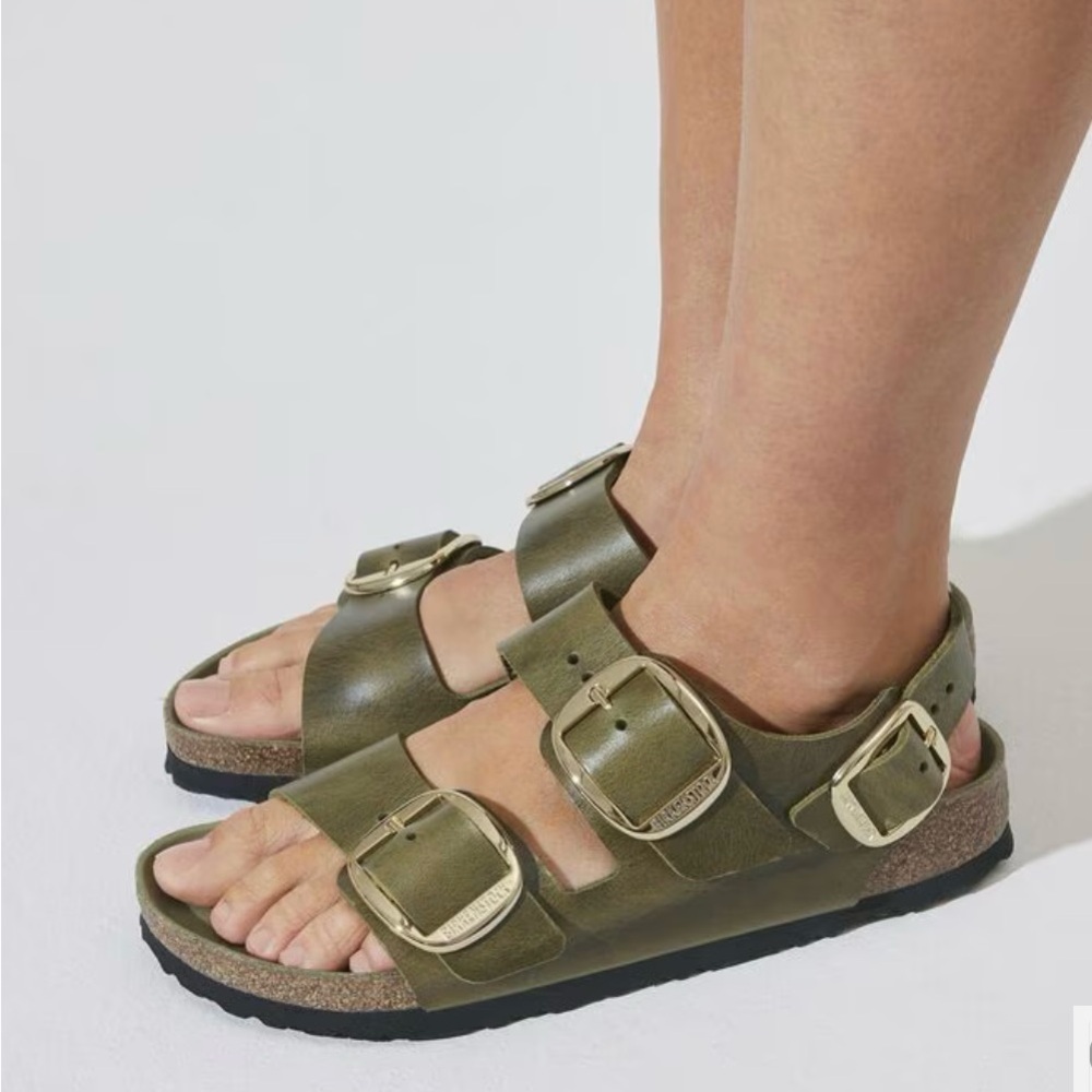 NWOT Birkenstock - Olive Green Big Buckle Sandals - Size 40